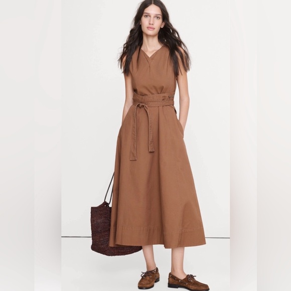 Banana Republic Dresses & Skirts - NWT! Banana Republic Cotton Canvas Midi Dress - Size XXL